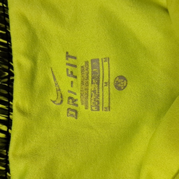 Nike Dri-Fit neon green shorts size medium - Picture 2 of 4